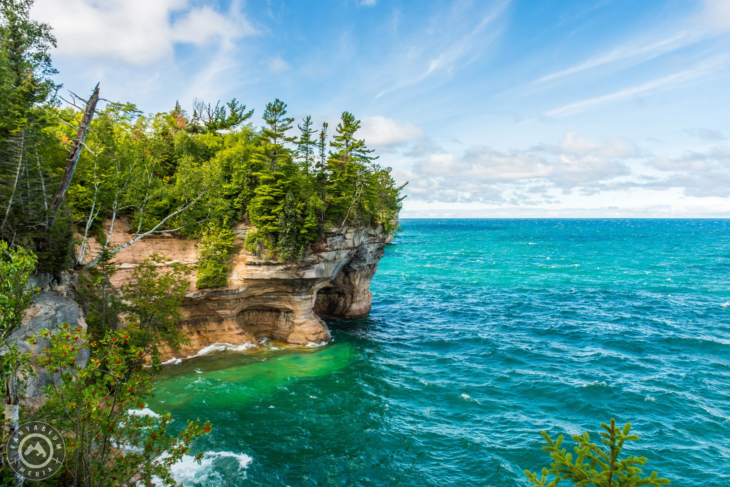 Pictured rocks day clearance hikes